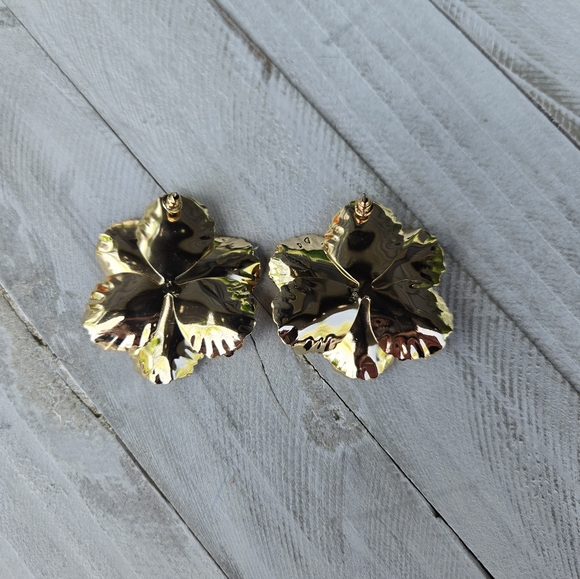 Elegant Earrings, Jewelry, Fashion Earrings, Statement Earrings, Floral Earrings - Picture 3 of 3